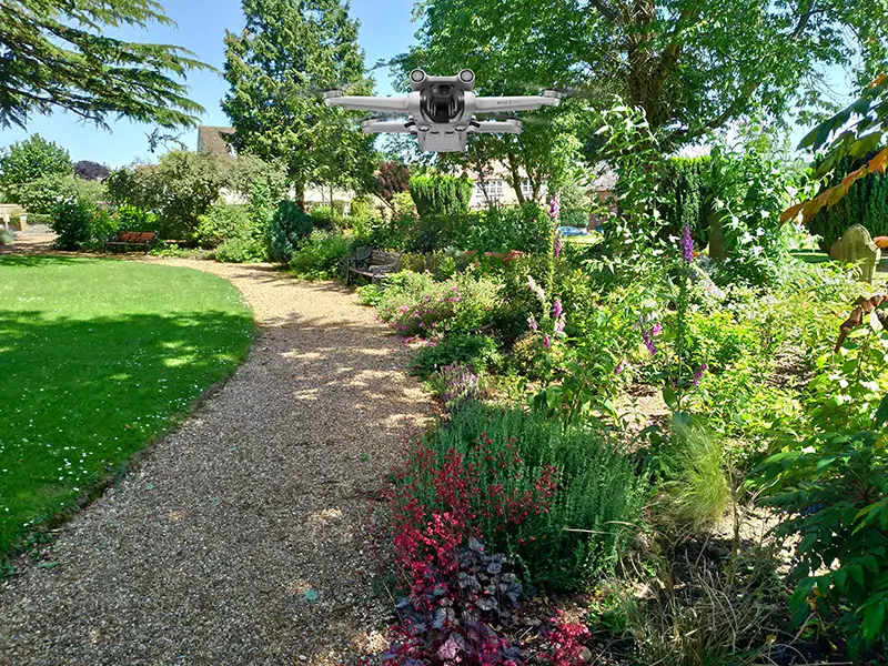 Utiliser Un Drone Dans Son Jardin 2