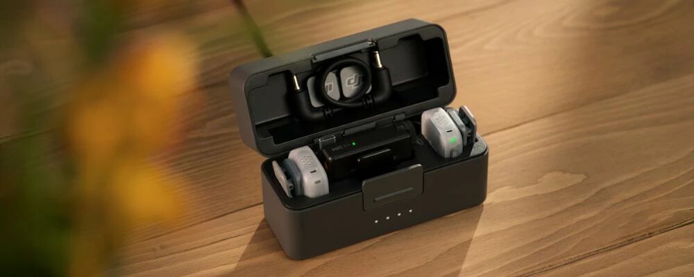 DJI Mic Mini 2 (2 TX + 1 RX + boîtier de recharge).jpg DJI Mic Mini 2 (2 TX + 1 RX + boîtier de recharge).jpg