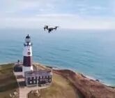 DJI Inspire 1 V2 survolant un phare