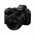 Pack Panasonic Lumix S5D avec objectif Lumix S 28-200mm f/4.0-7.1 O.I.S Macro